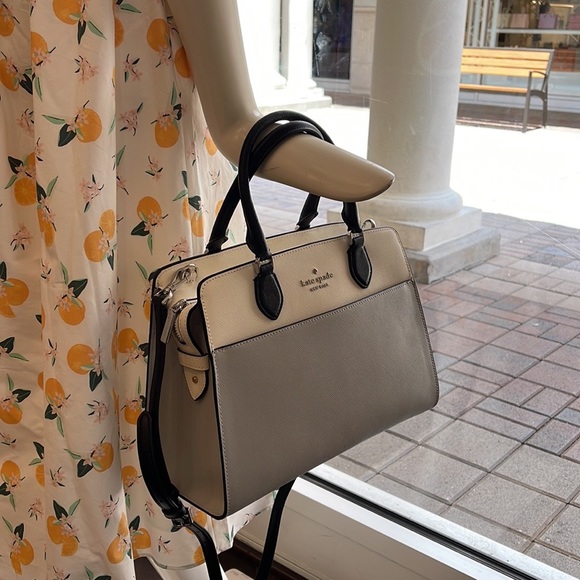 Kate Spade Madison Safiano Leather Medium Satchel Handbag 
Platinum Gray 

NWT - Picture 4 of 16